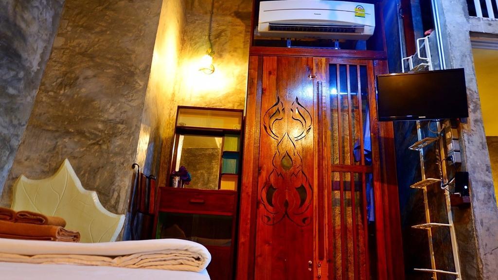Hy Resort Chonburi Rum bild