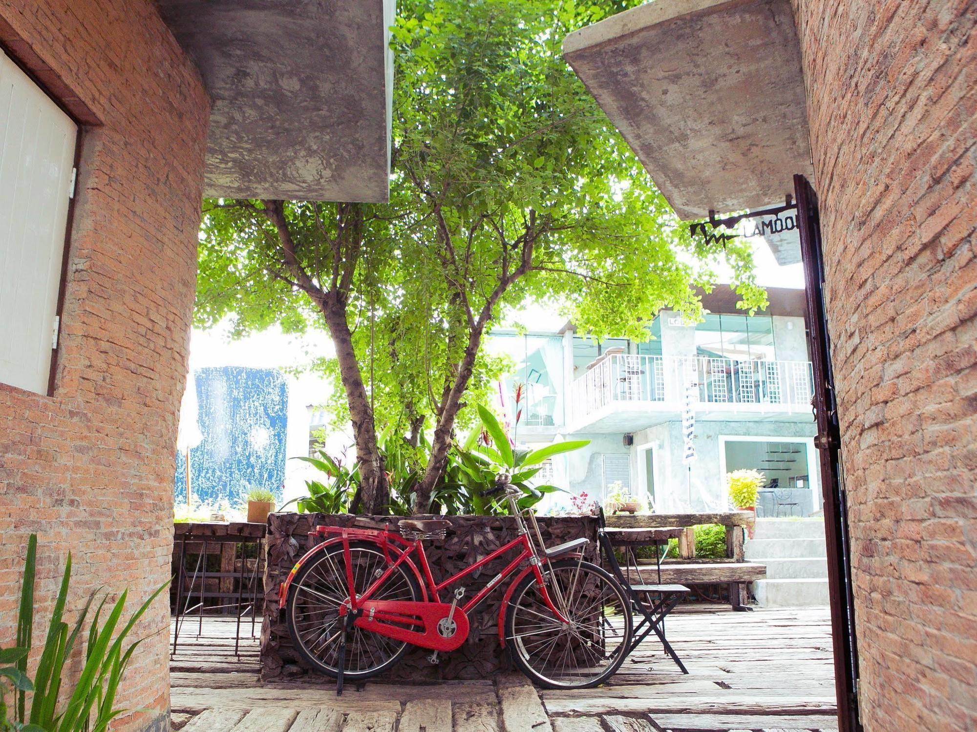 Hy Resort Chonburi Exteriör bild